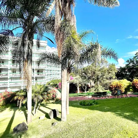 Apartman Superior Studio With Pool, Close To The