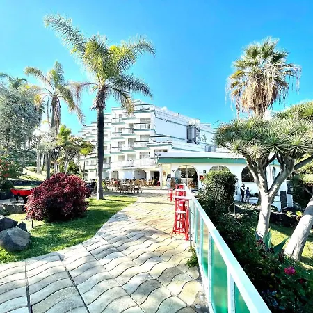 Apartman Superior Studio With Pool, Close To The *