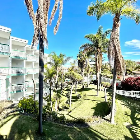 Apartman Superior Studio With Pool, Close To The *