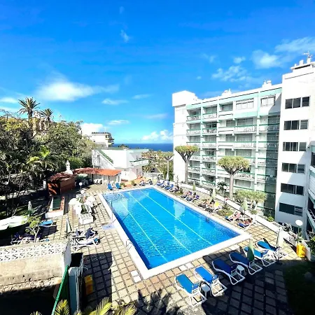 Apartman Superior Studio With Pool, Close To The *